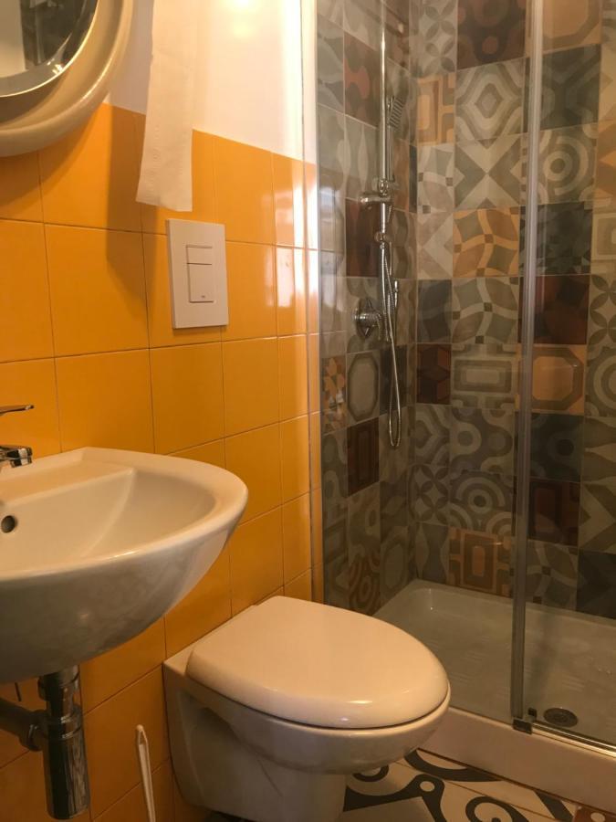 Bed and Breakfast La Pappaghezza Bari Exterior foto